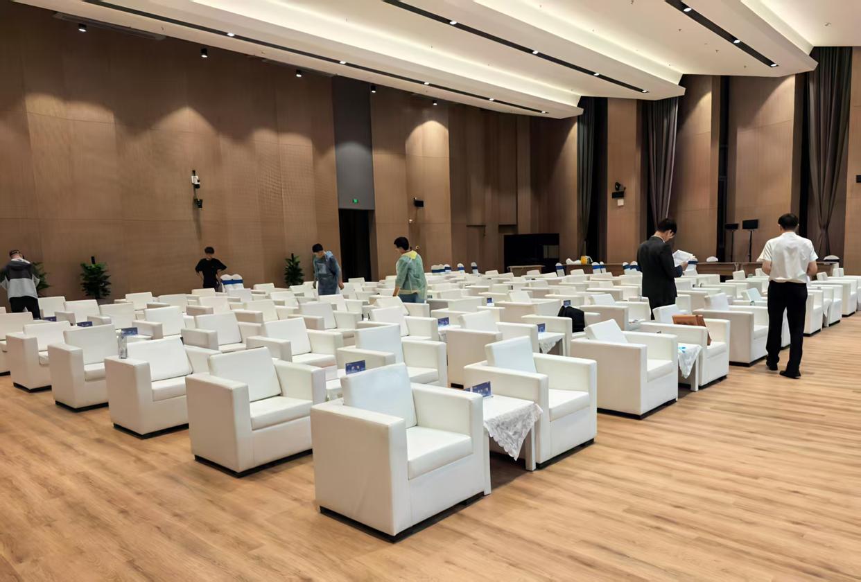 專業助力盛會 武漢沙發茶幾租賃與會議會展活動供應一站式解決方案